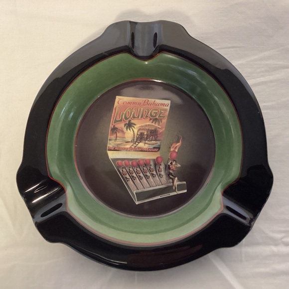 Tommy Bahama 2007 Cigar Ashtray Lounge Green and Black - Picture 1 of 10